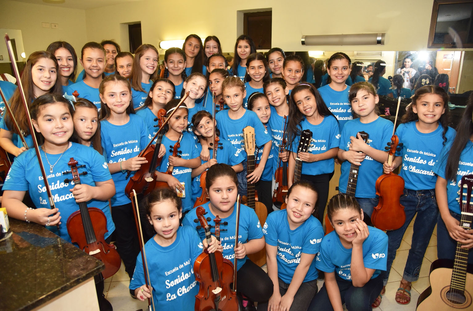 Gala de la escuela de msica Sonidos de la Chacarita folklore y msica clsica