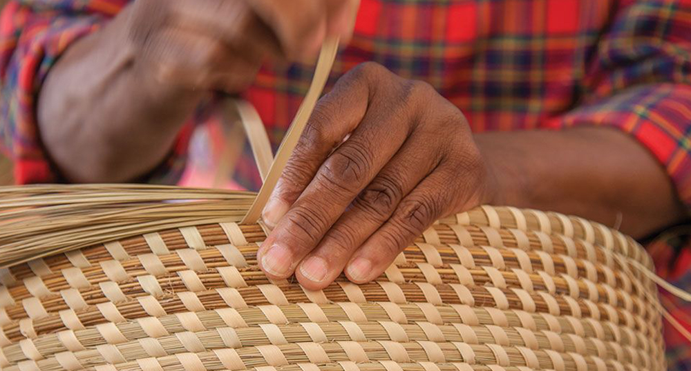 TALLER DE CESTERA EN KARANDA Y PARA ADULTOS
