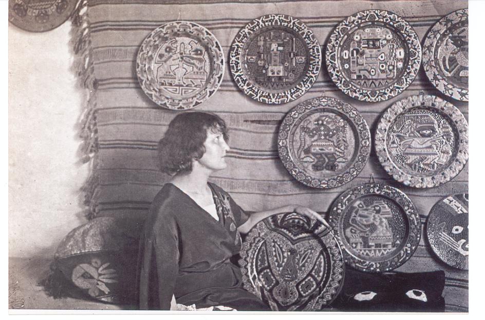 El legado de Josefina Plá ingresa a la Caja de las Letras del Instituto Cervantes